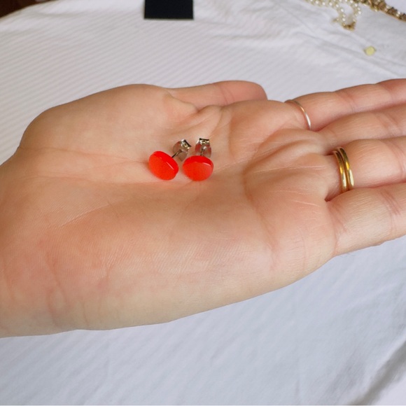 Vintage Carnelian Chalcedony Oval Stud Earrings - Picture 6 of 8